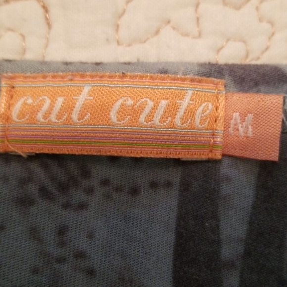 Cut cute long sleeve tee - Picture 3 of 3